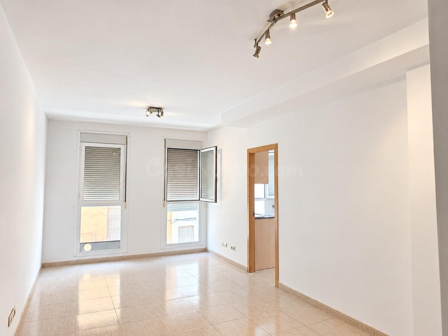 Piso en Venta en el Centro de Amposta - foto 3