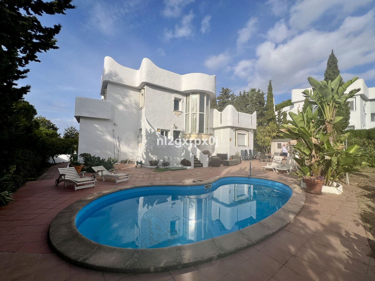 Chalet 3 habitaciones 276m² en venta - Marbella