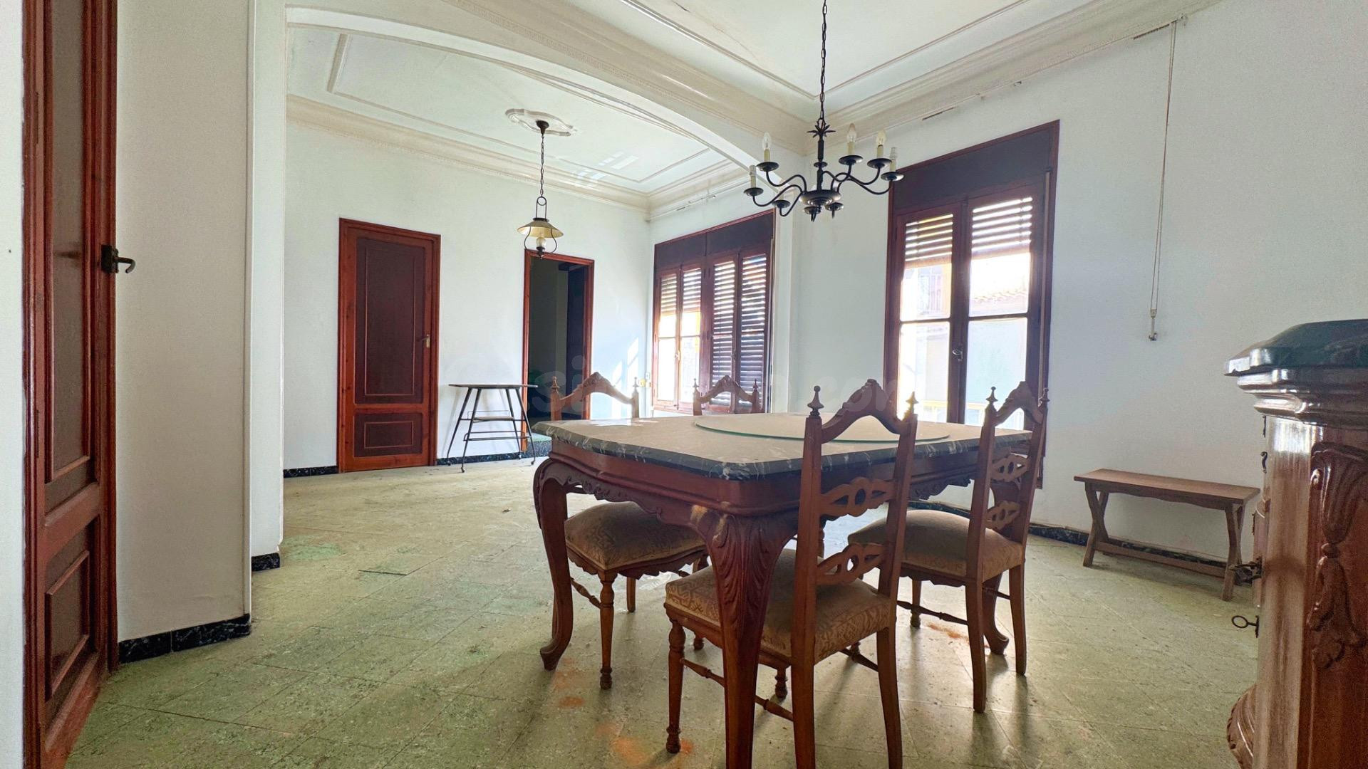 Casa de Pueblo 6 habitaciones 508m² en venta - Centro urbano - foto 3