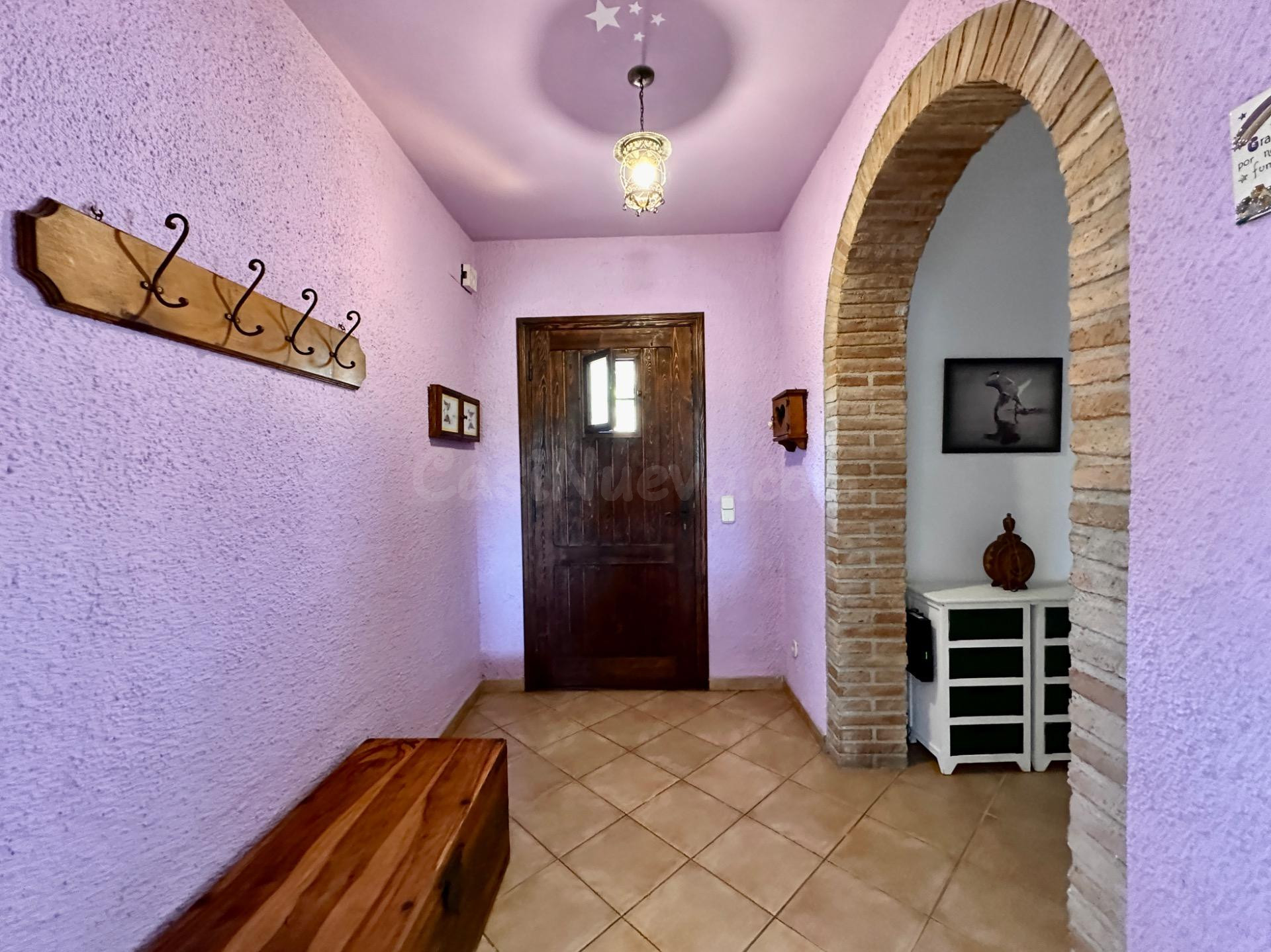 CALONGE: CHALET CON LICENCIA TURÍSTICA, GARAJE, JARDÍN Y PIS - foto 5