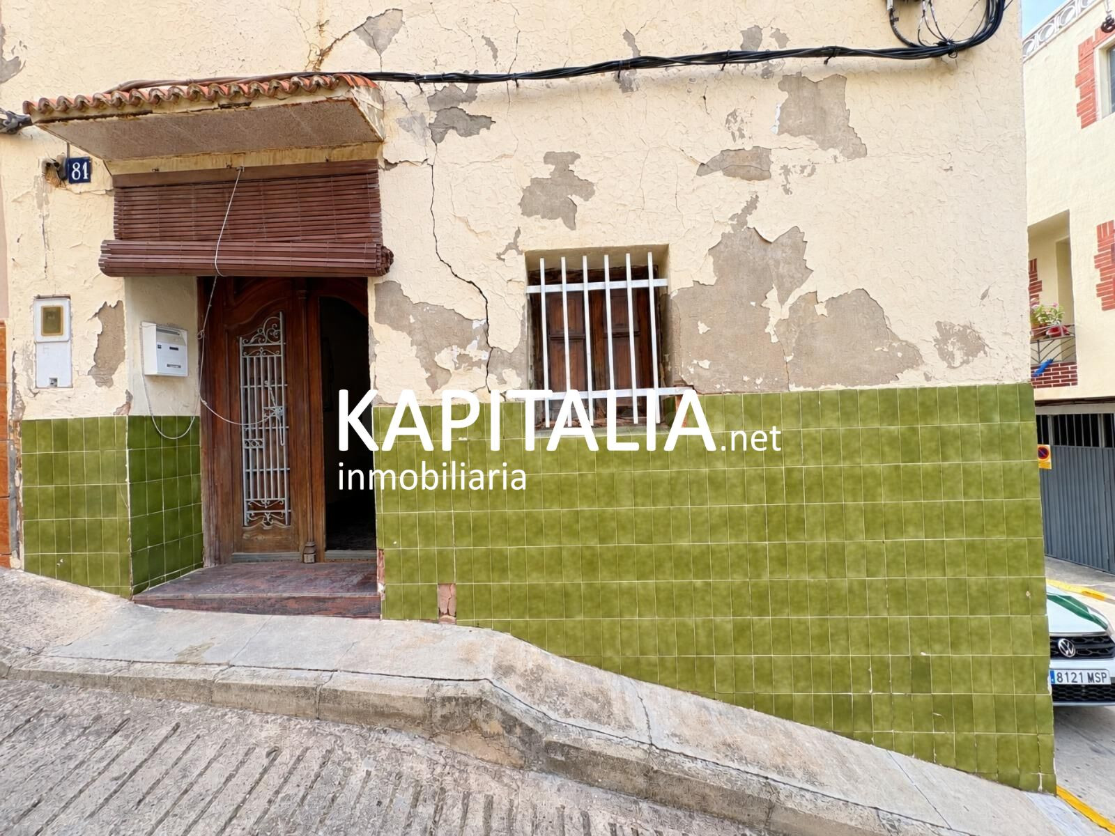 BONITA CASA A LA VENTA CON GARAJE EN BOLBAITE