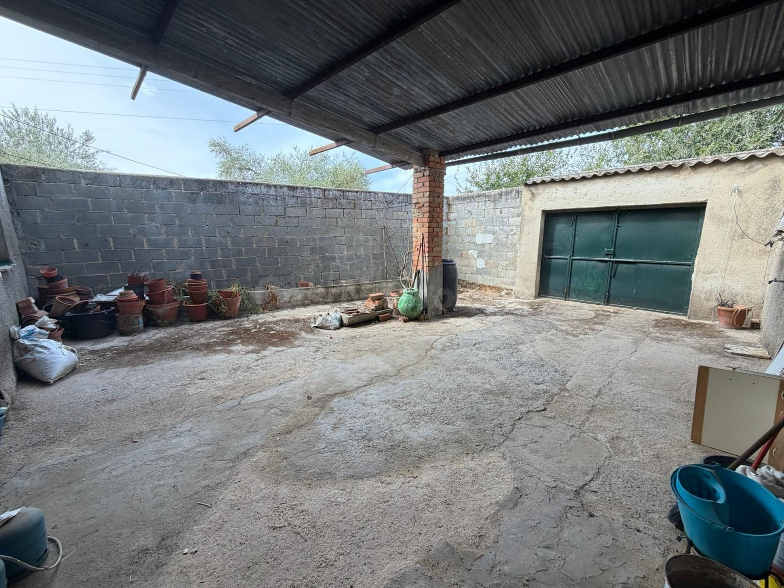 CASA CON PATIO EN TORREMOCHA