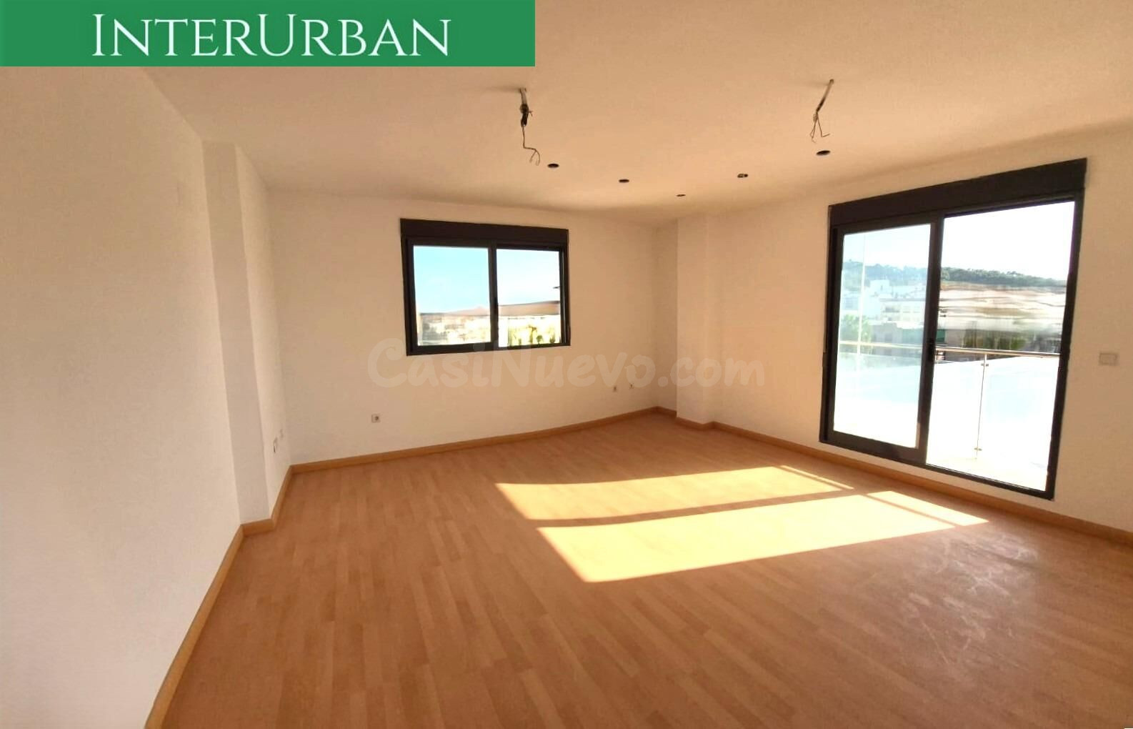 Piso de 2 dormitorios con garaje, ascensor y vistas a Mura