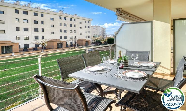 Apartamento de alto standing en Roses a 50 m del mar