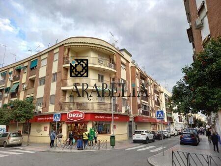 Ático en el Corazón de Córdoba - Oportunidad Única por €94,800