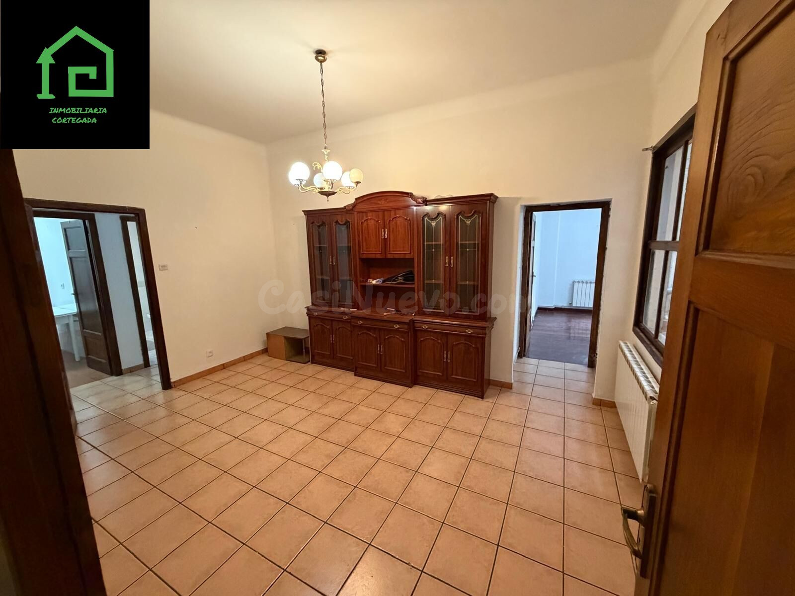 AMPLIO PISO EN PLENO CENTRO DE VILAGARCÍA DE AROUSA PARA REF - foto 2