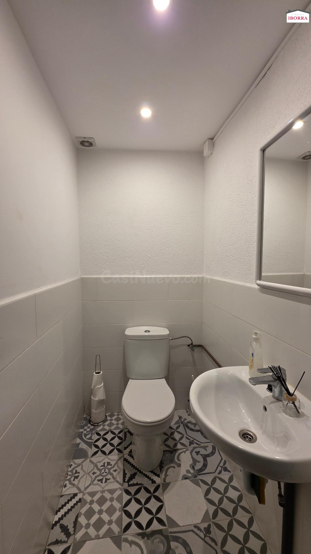LOCAL COMERCIAL EN EL CENTRO DE TORDERA – 95 m2 - foto 3