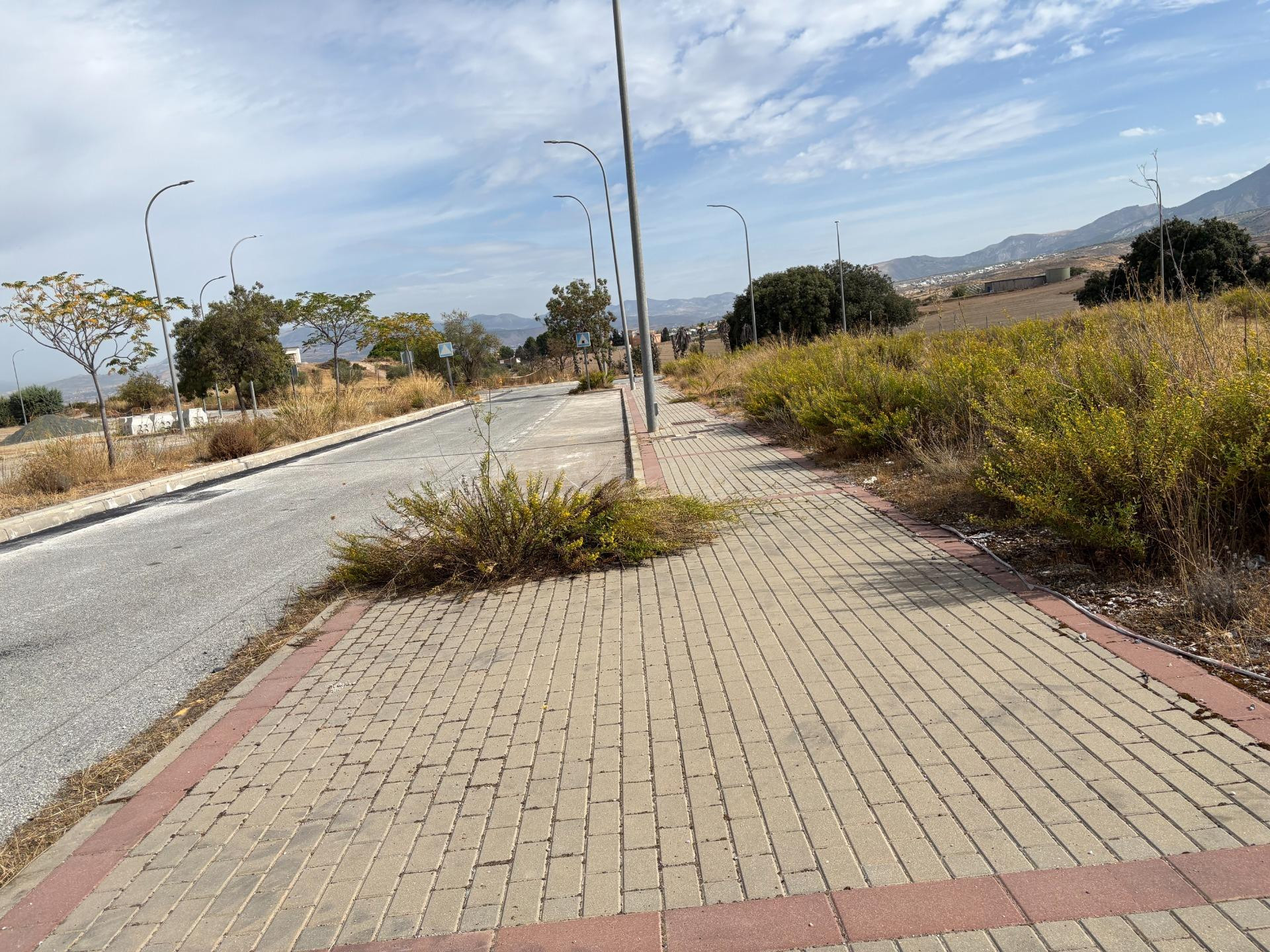 PARCELAS A LA VENTA EN OTURA, URBANIZACION, DESDE 550 METROS - foto 3