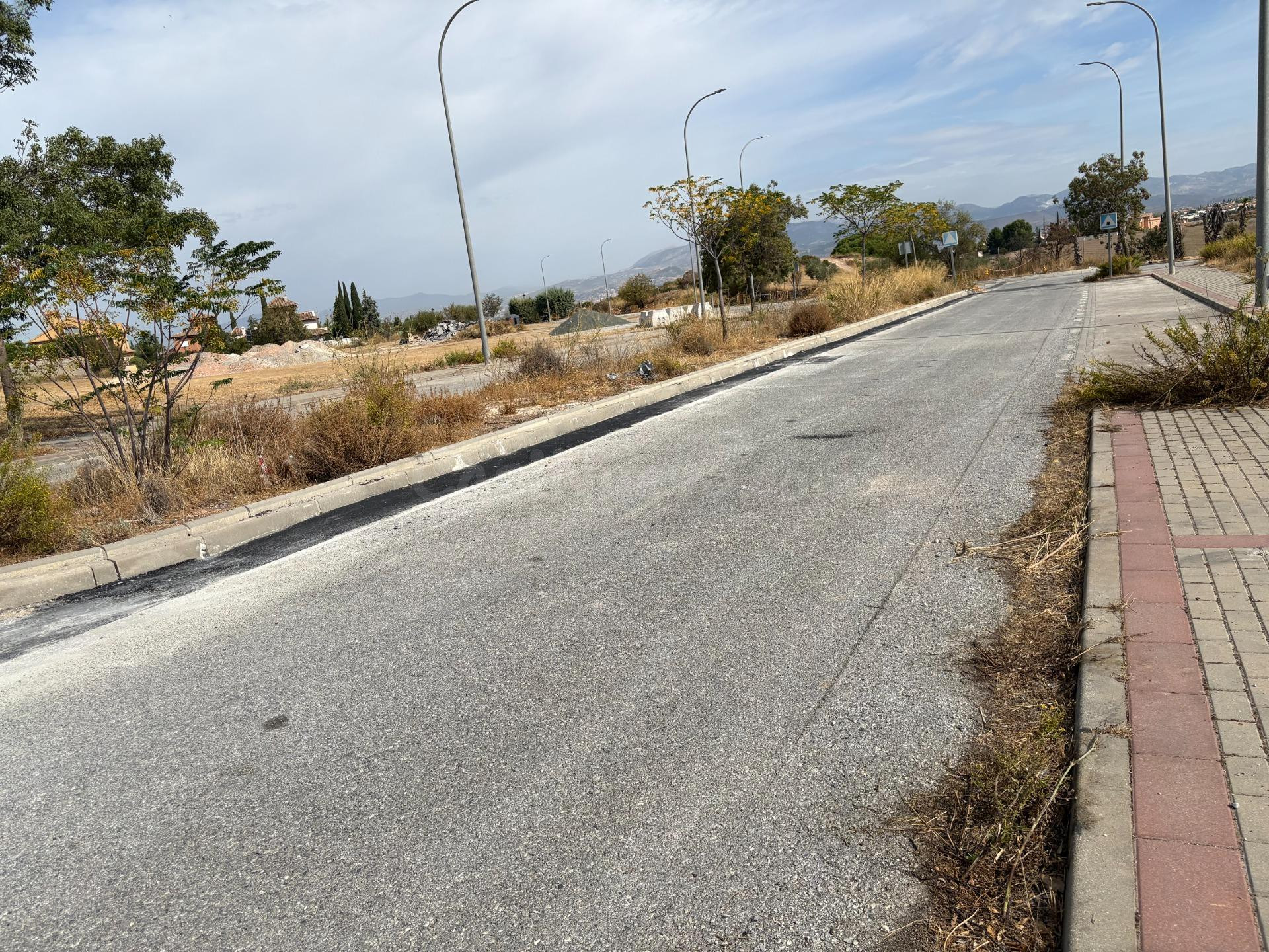 PARCELAS A LA VENTA EN OTURA, URBANIZACION, DESDE 550 METROS - foto 4