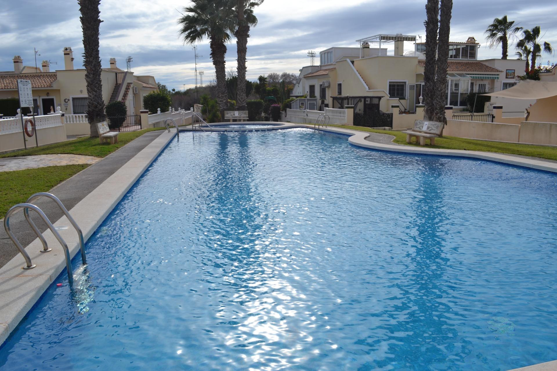 Pareado 3 habitaciones 100m² en venta - La Zenia