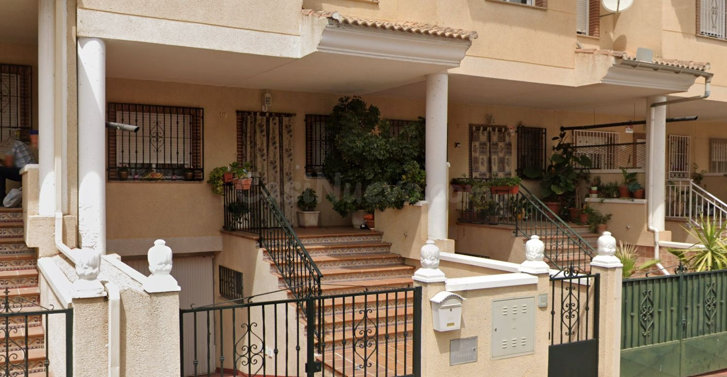 Apartamento 82m² en venta - Zona aeropuerto