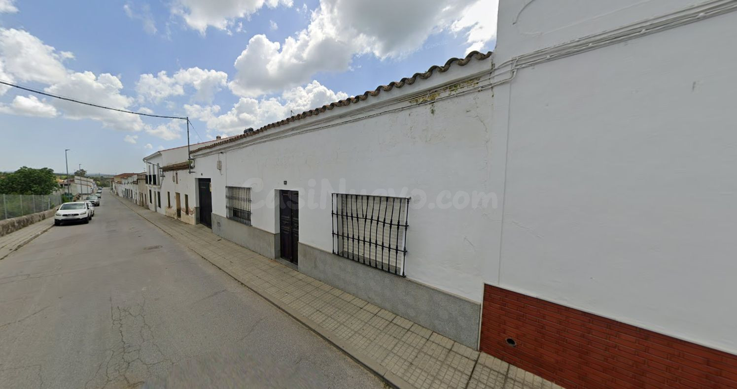 Venta casa en Fregenal de la Sierra (Badajoz) - foto 2