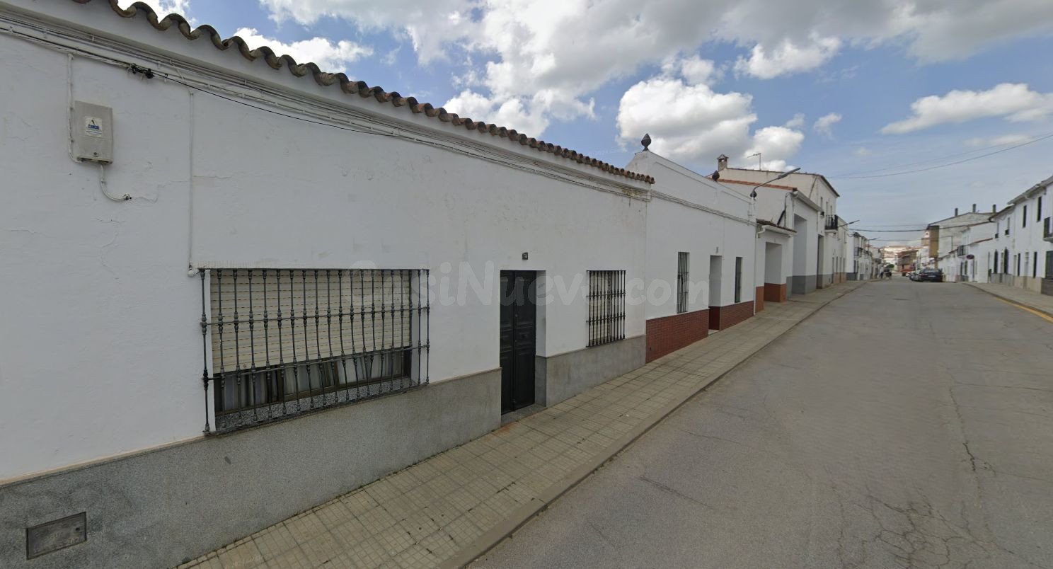 Venta casa en Fregenal de la Sierra (Badajoz) - foto 3