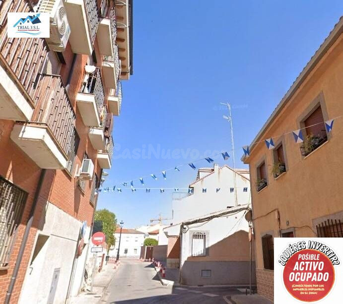 Venta de garaje en Velilla de San Antonio - Madrid