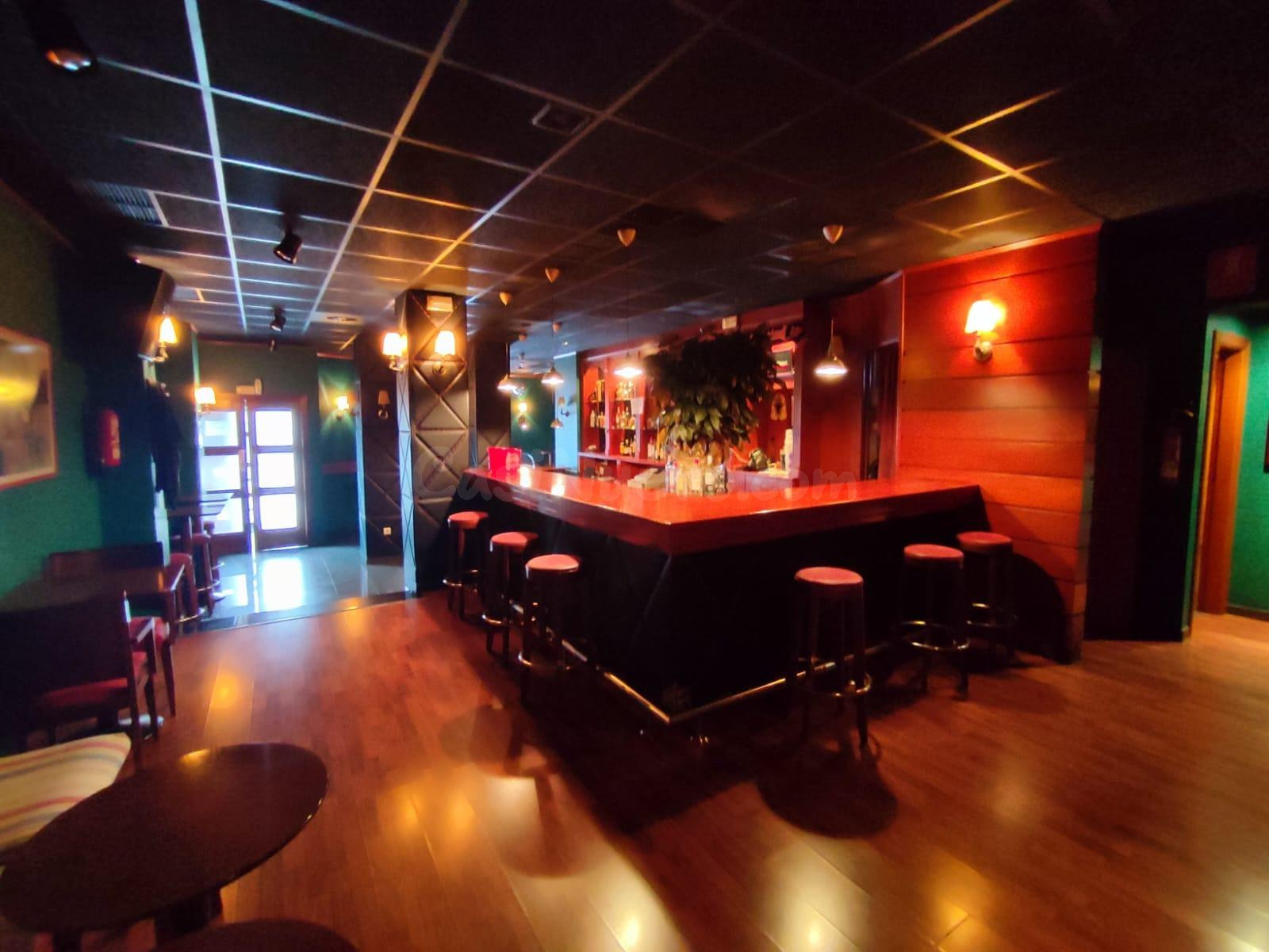 PUB BAR EN FUNCIONAMIENTO