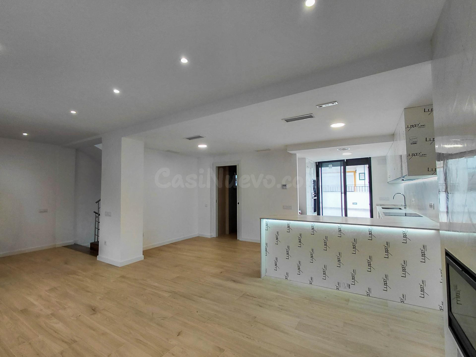 CASA EN VENTA A ESTRENAR EN SANT PERE DE RIBES – LES ROQUETE - foto 5