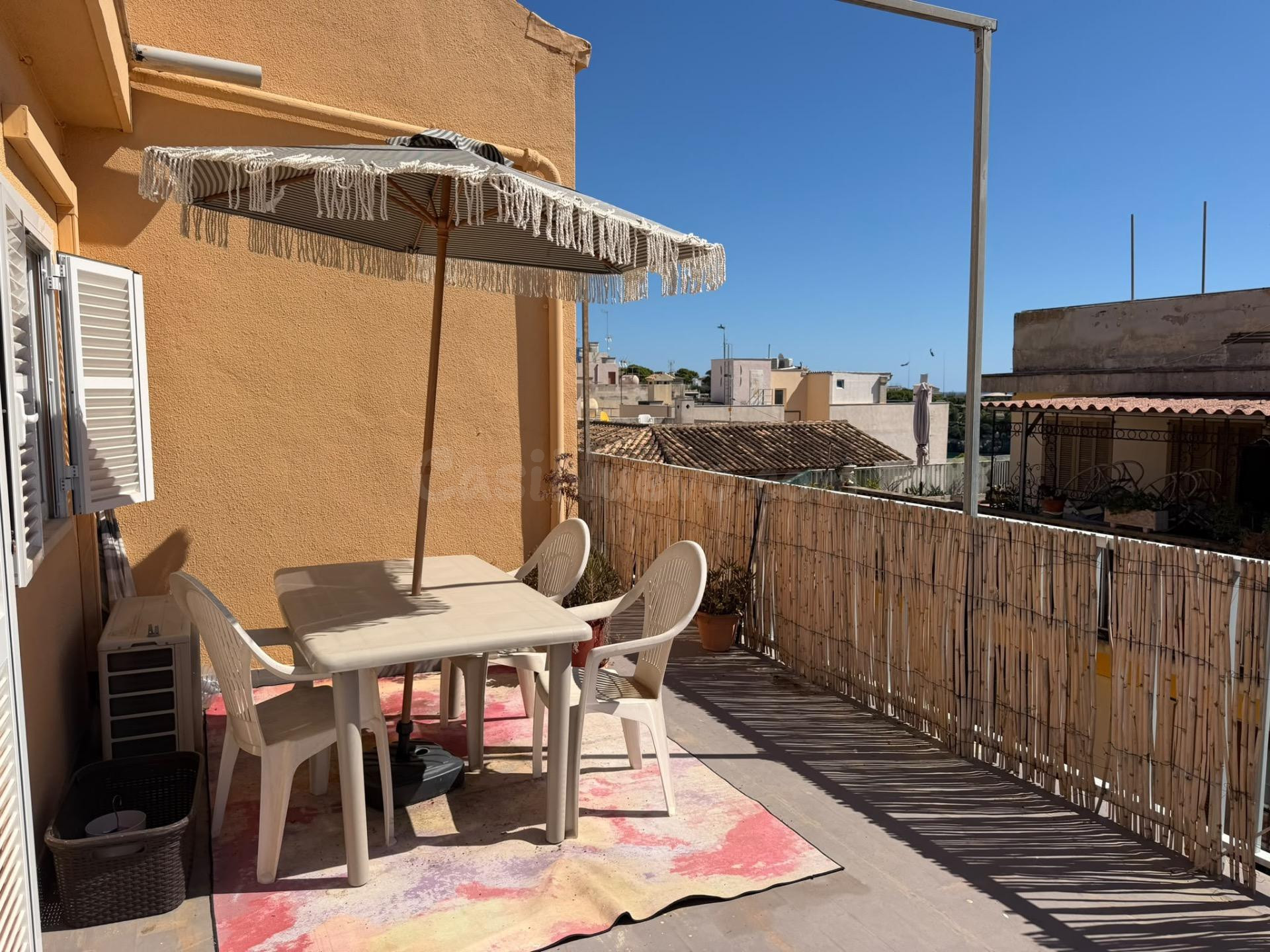 ÁTICO CON 64 M2 DE TERRAZA Y VISTAS DIRECTAS AL MAR EN PORTO - foto 4