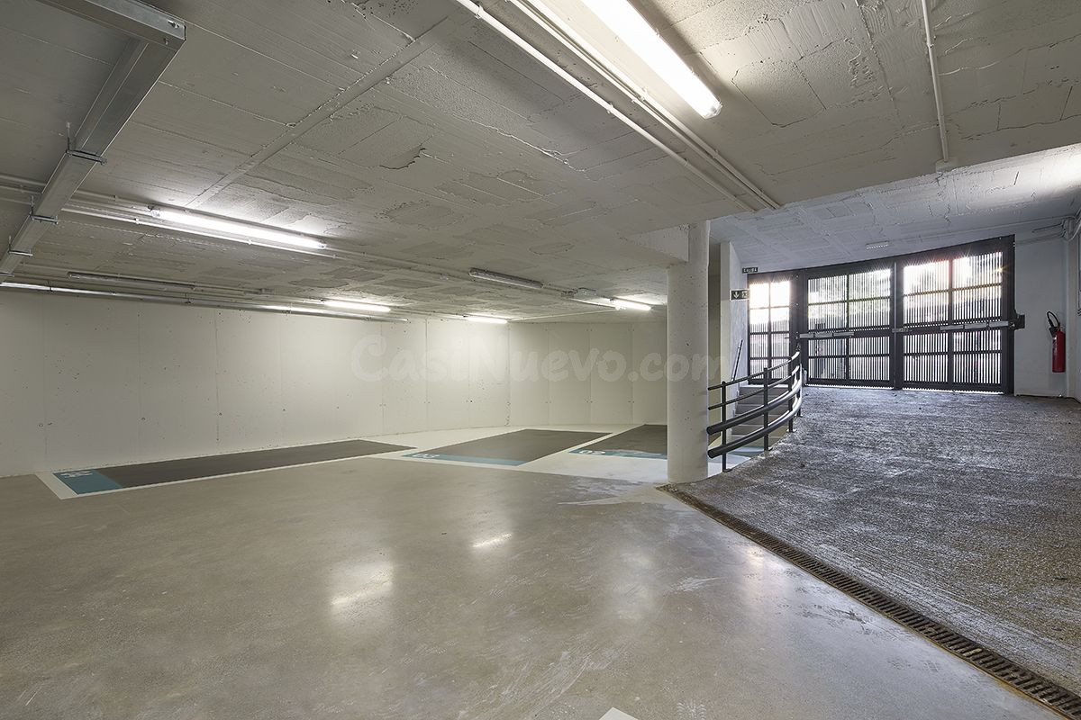 Parking 9m² en alquiler - Barcelona