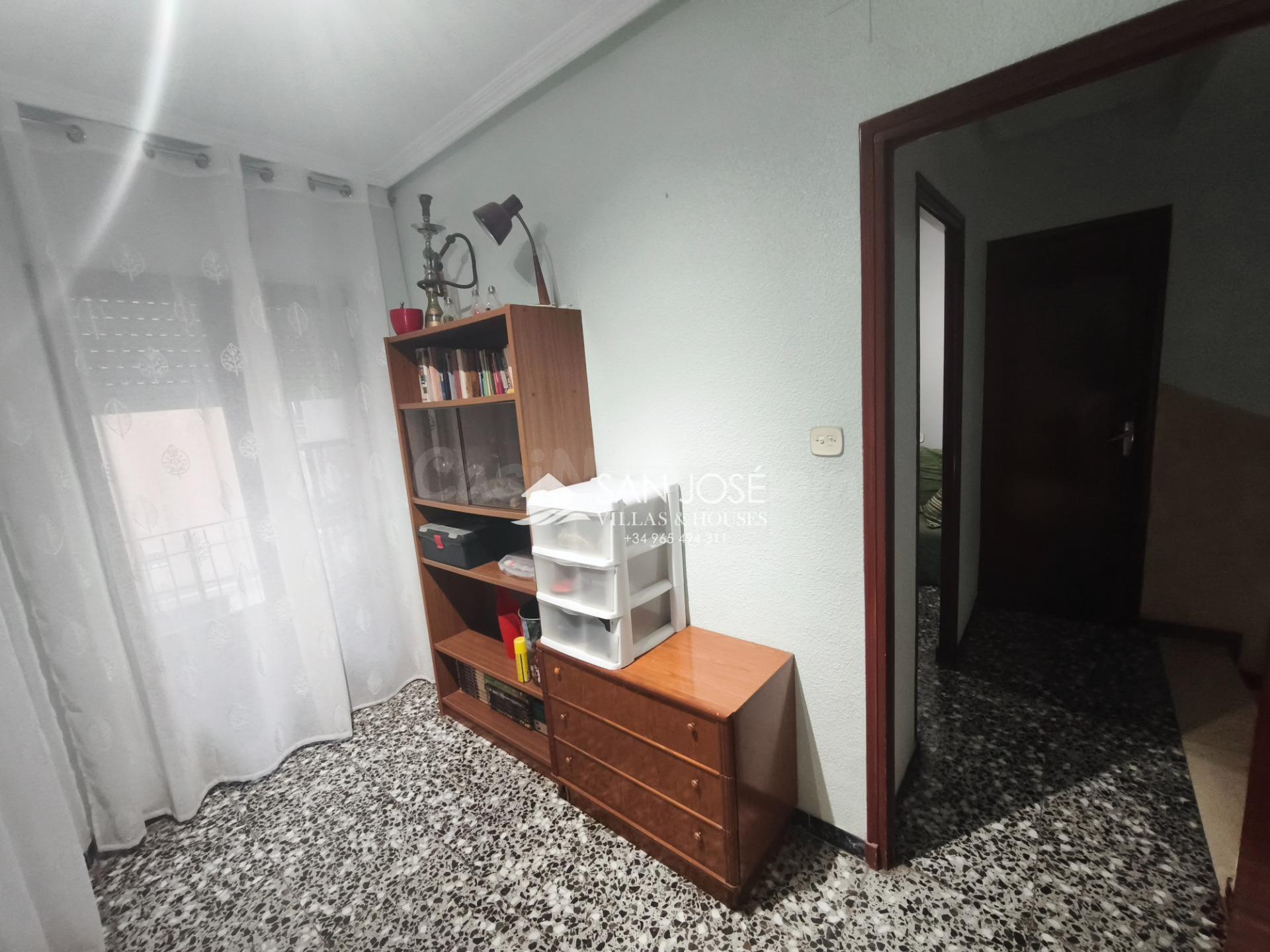 SE VENDE CASA EN PLENO CENTRO HISTORICO DE ASPE - foto 4