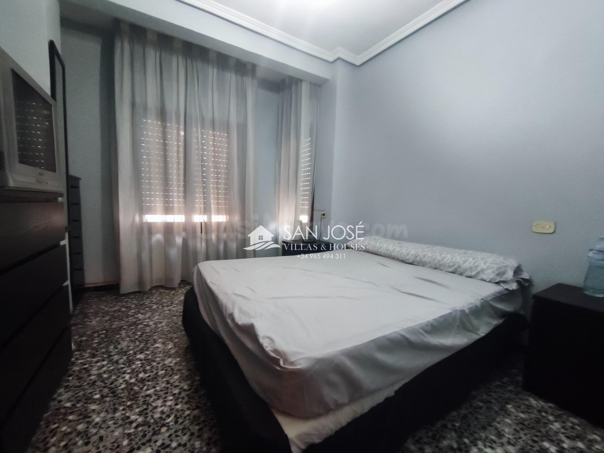 SE VENDE CASA EN PLENO CENTRO HISTORICO DE ASPE - foto 5
