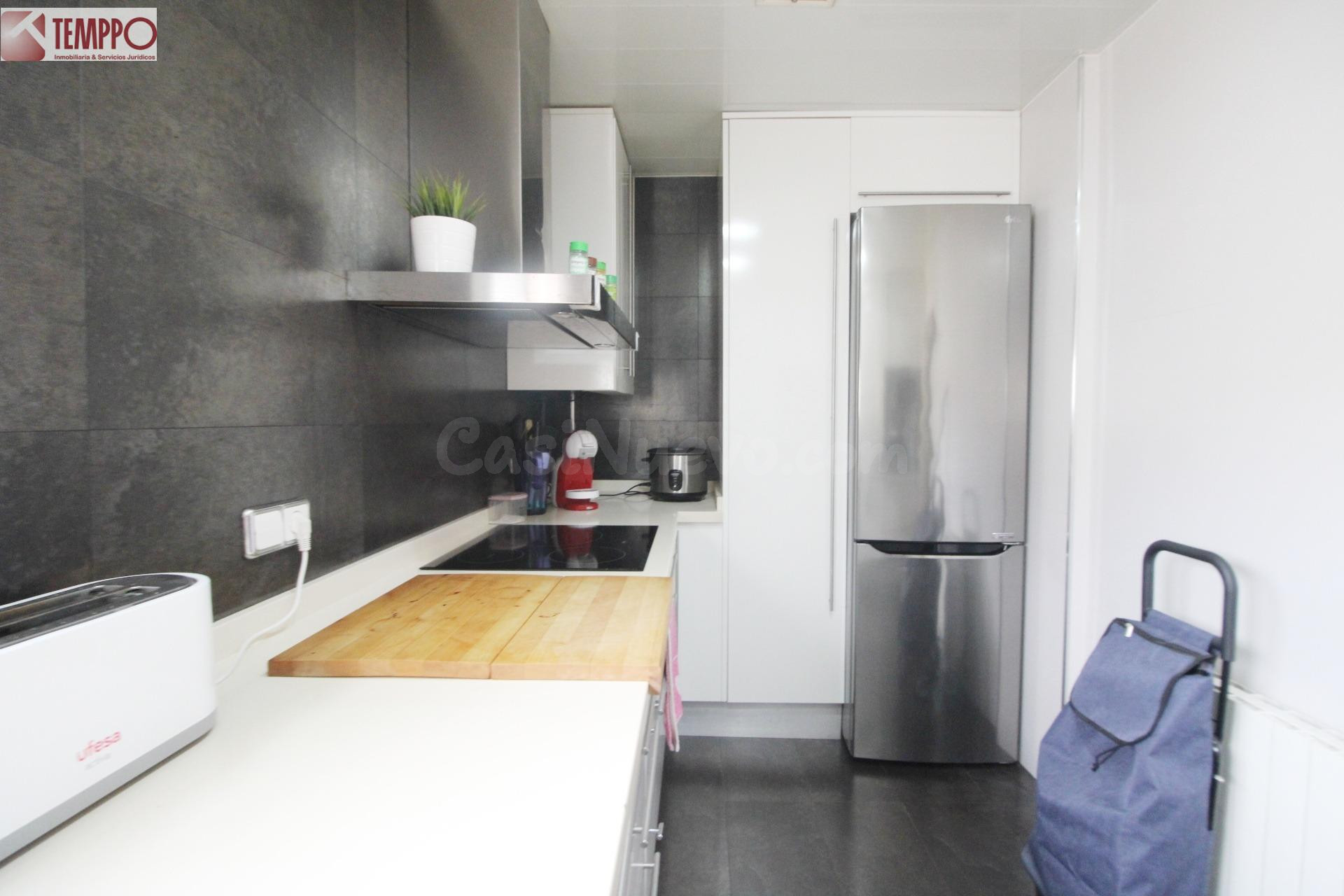 PISO REFORMADO de 3 DORMITORIOS, con VISTAS DESPEJADAS y con - foto 2