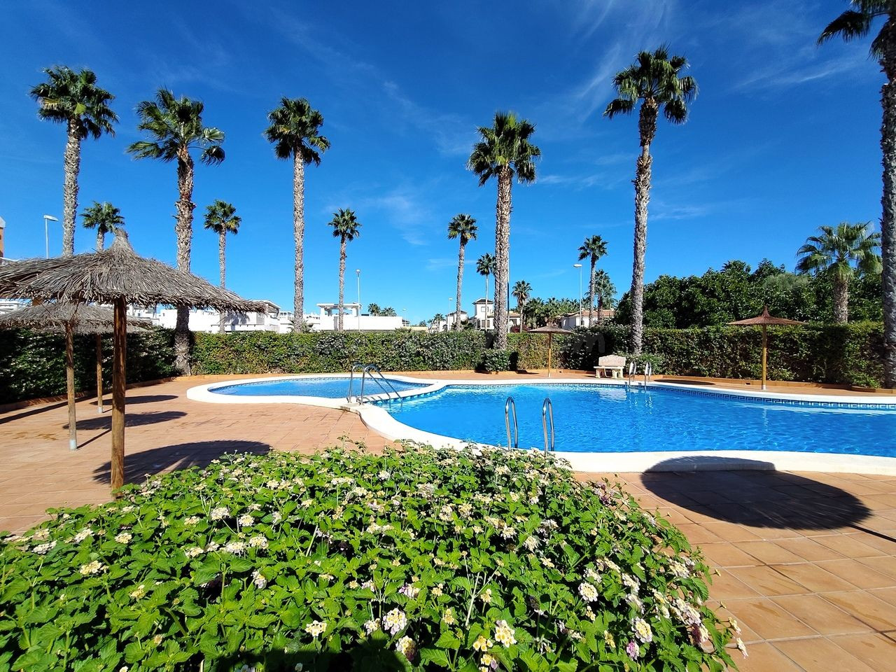 Casa 4 habitaciones 104m² en venta - Lo Marabú