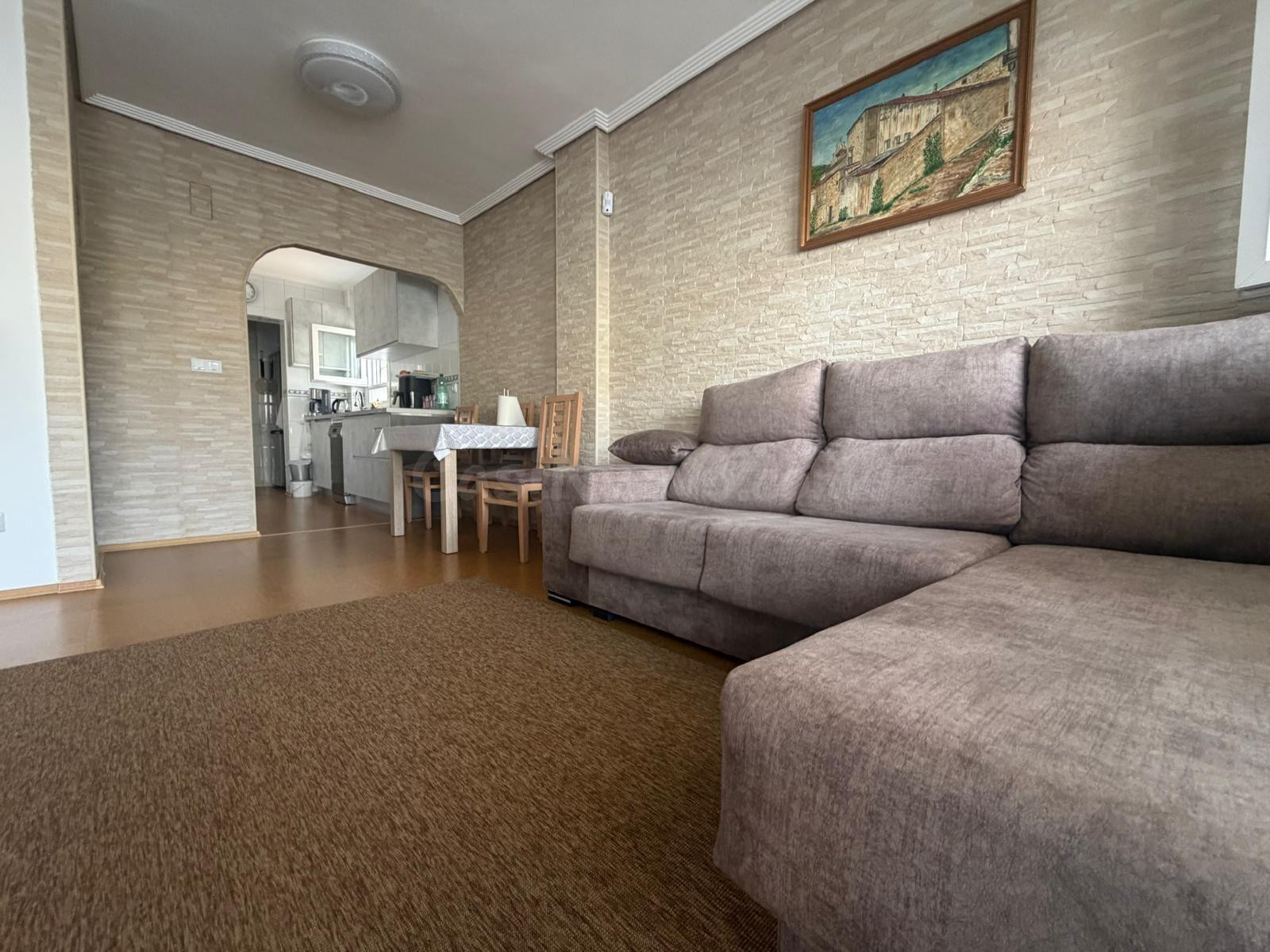 FANTASTICO BUNGALOW DE PLANTA BAJA TOTALMENTE REFORMADO Y CO - foto 2
