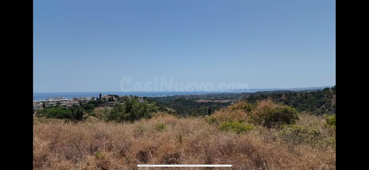 Parcela exclusiva 5.000m2 Estepona con vistas al Mediterráneo
