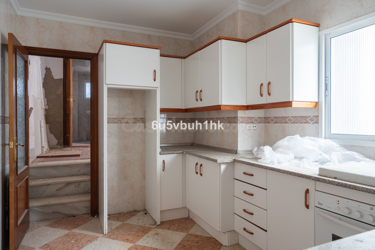 Adosado 5 habitaciones 270m² en venta - Polígono - Alrededor - foto 5
