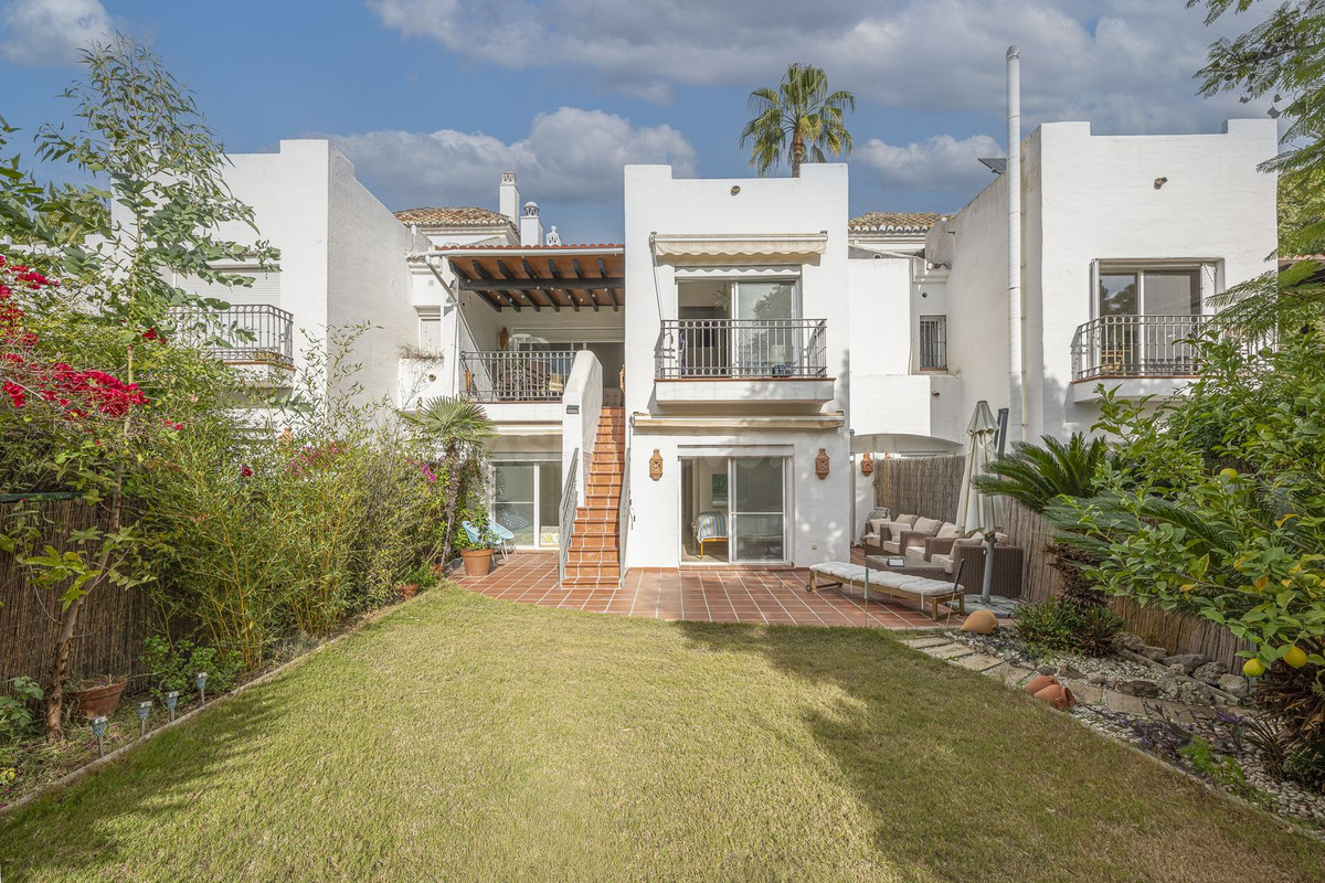Adosado 3 habitaciones 175m² en venta - Istan pueblo