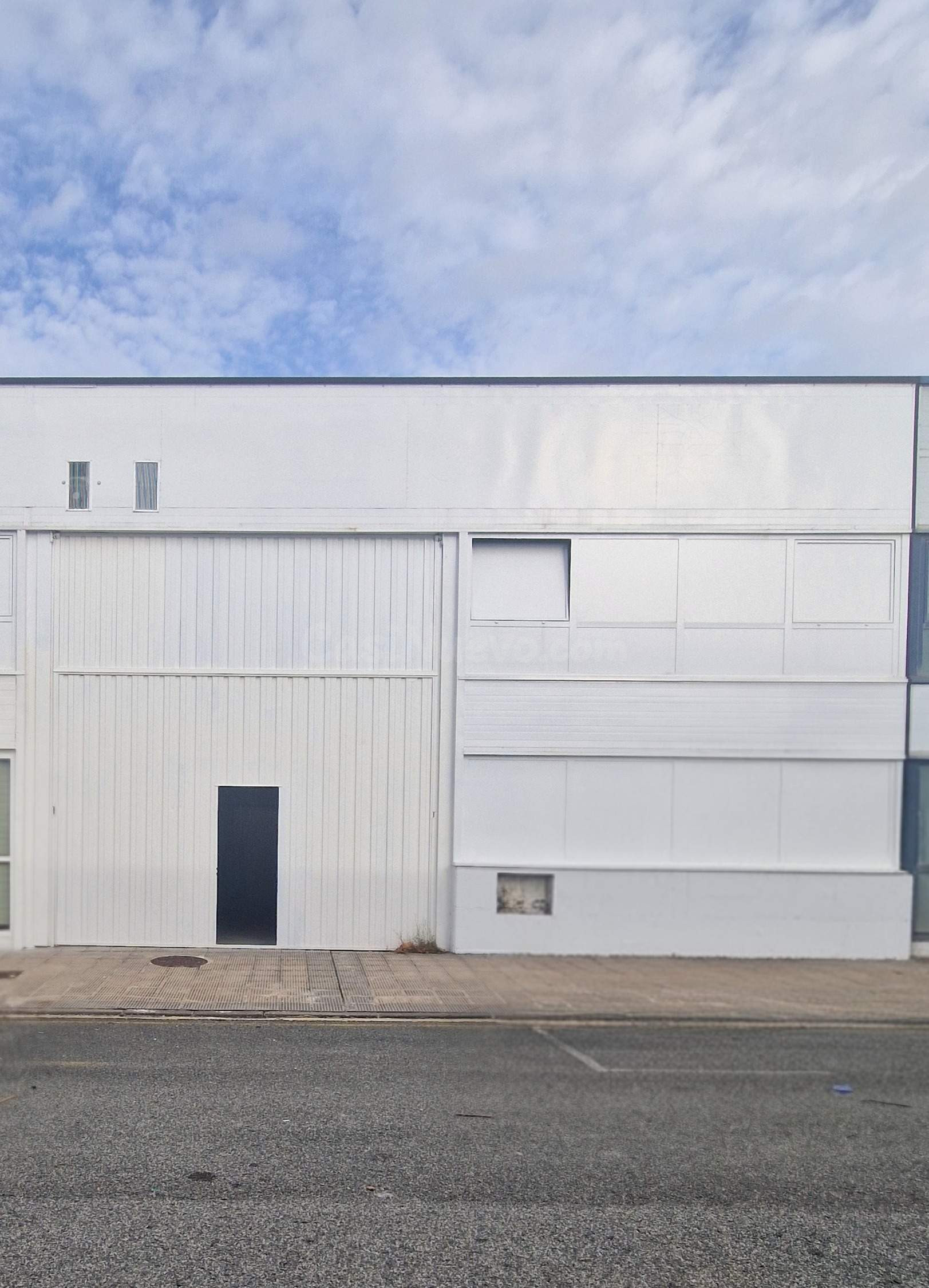 Nave industrial 400m² en alquiler - Aizoain