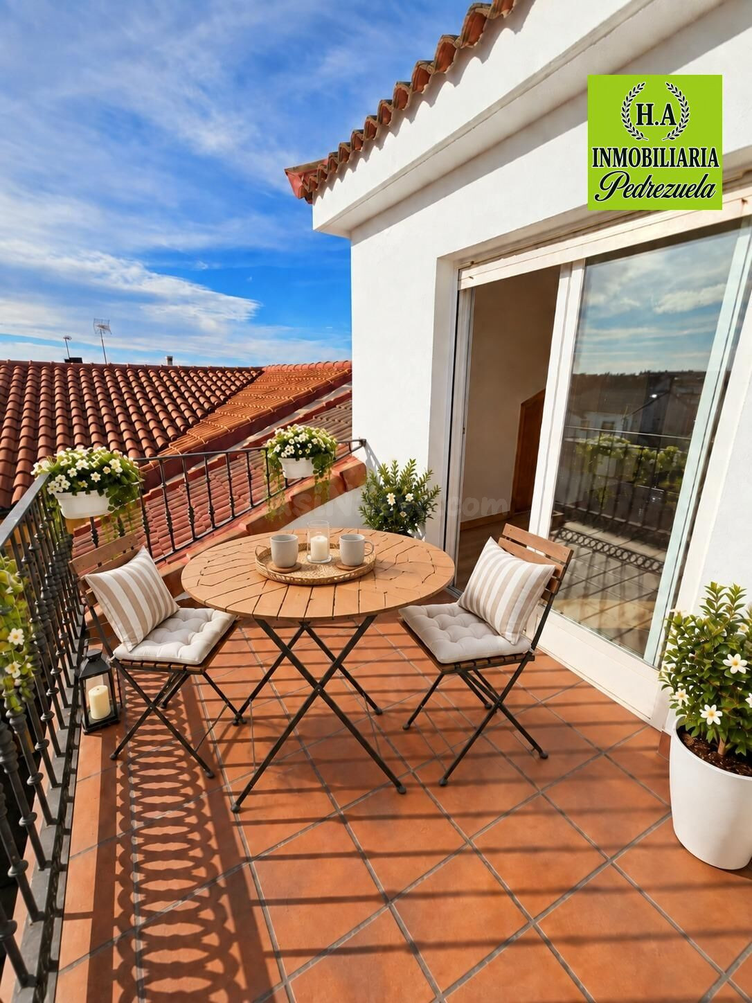 APARTAMENTO CON TERRAZA EN PEDREZUELA !!! - foto 2