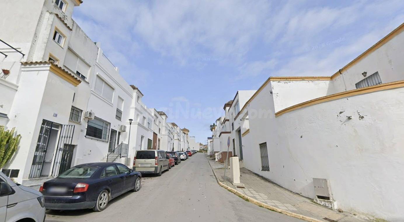 Venta piso en Lebrija - foto 2
