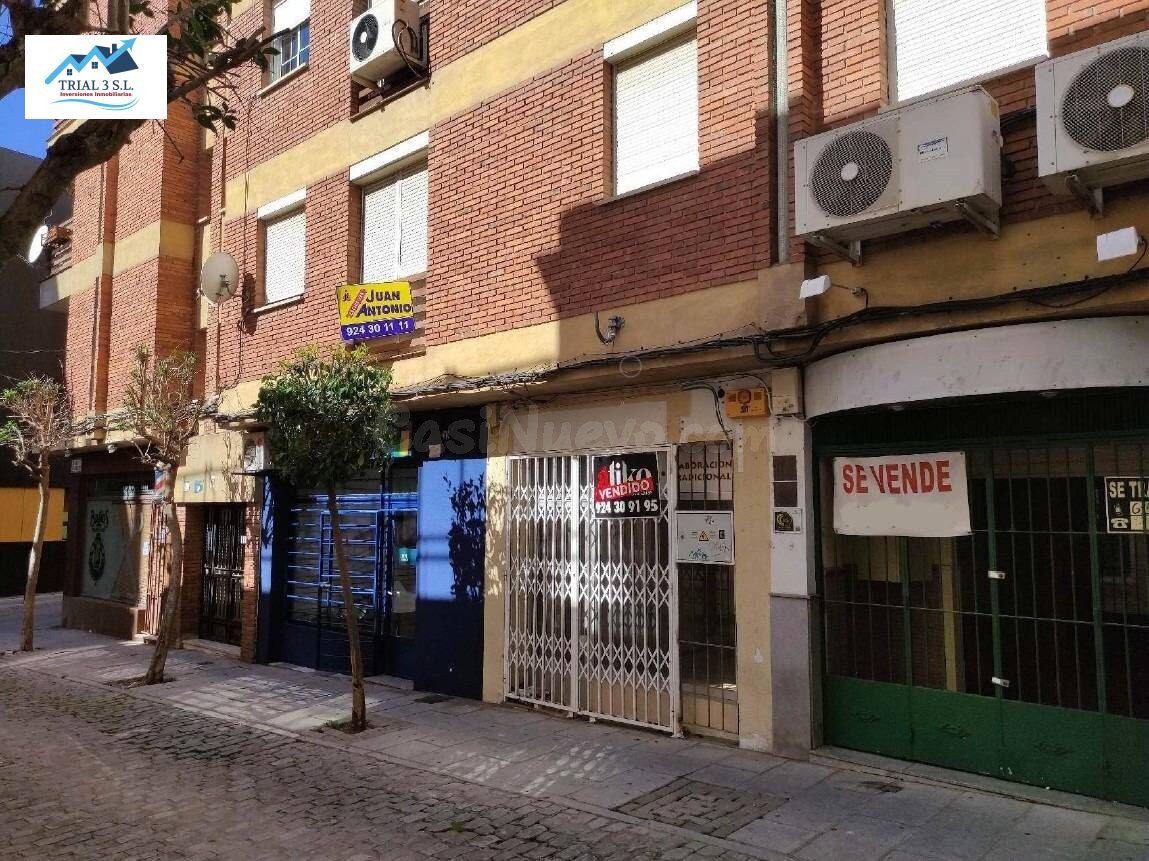 Venta local comercial en Mérida (Badajoz)