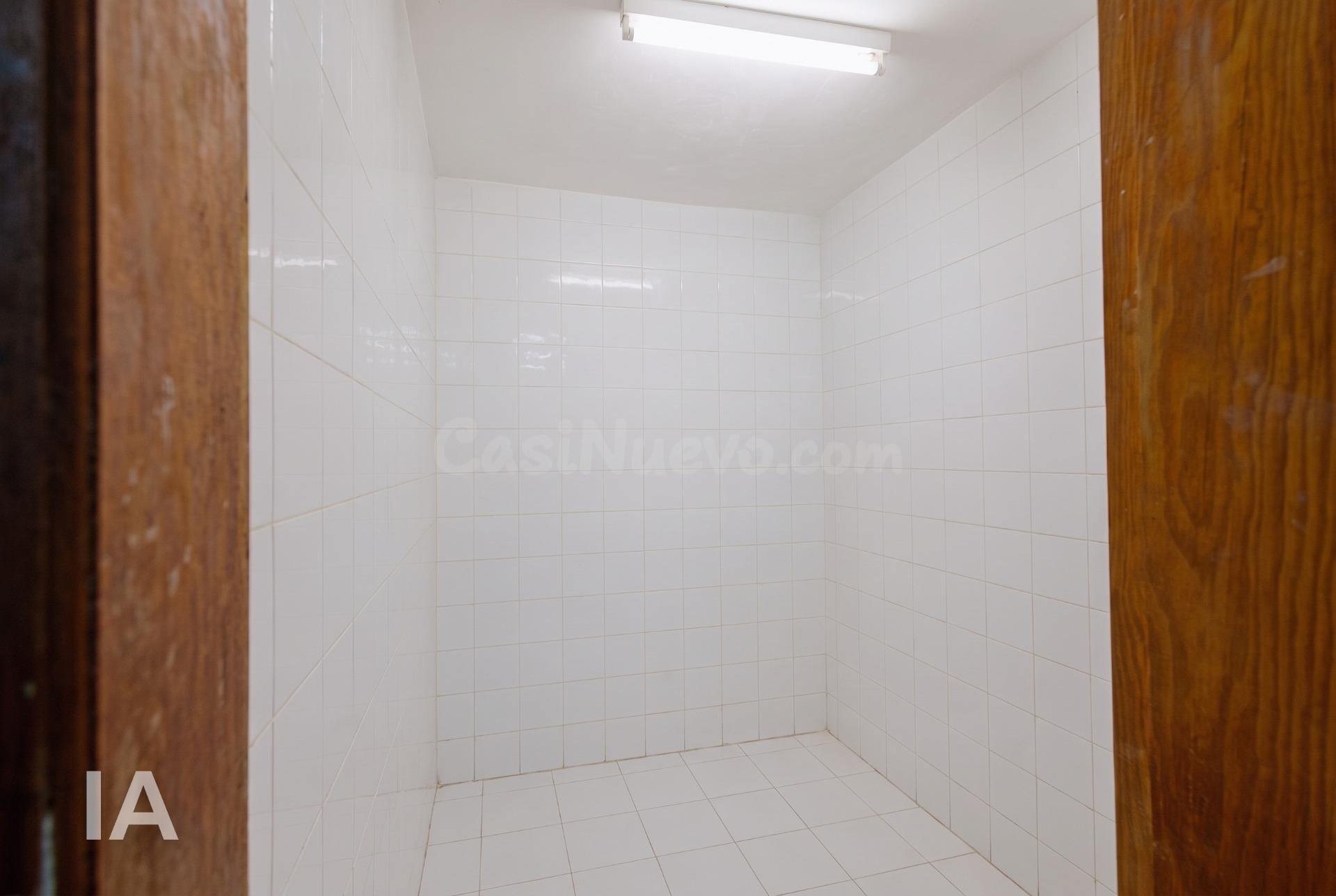 DEPÓSITO DIÁFANO DE 288 M2 CON ACCESO PARA VEHÍCULOS EN FINC - foto 5