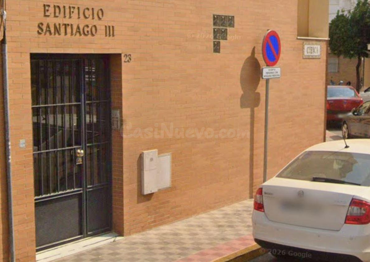 SE VENDE PISO OKUPADO en Calle CUENCA Nº 23 Dos Hermanas (Se - foto 4
