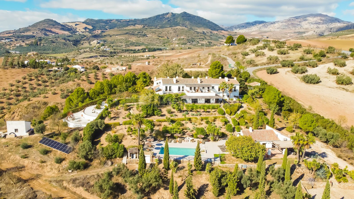 Hotel 13 habitaciones 999m² en venta - South of spain - foto 2
