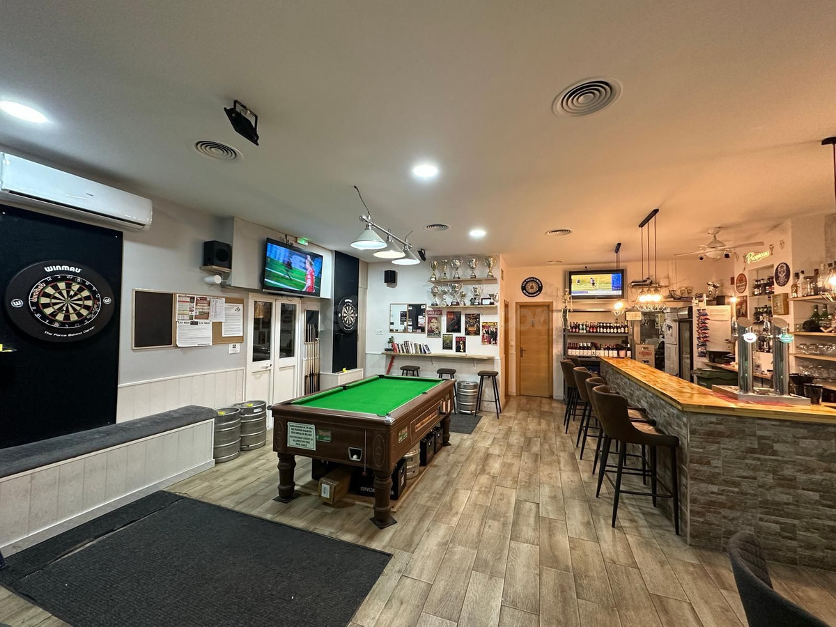 Bar 75m² en venta - Centro