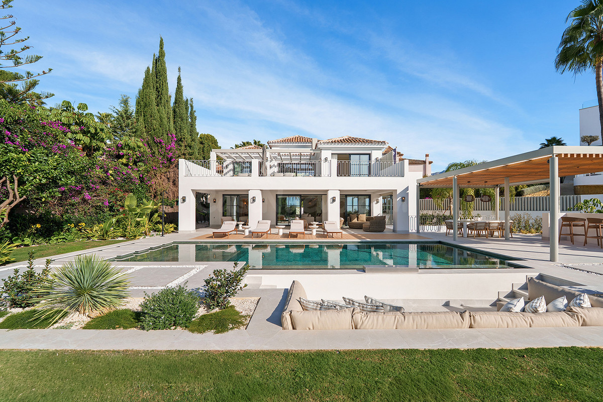 Chalet 5 habitaciones 483m² en venta - Costa Del Sol