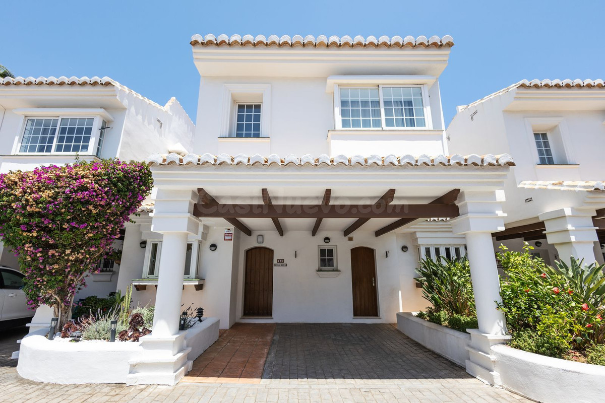 Adosado 4 habitaciones 260m² en venta - Riviera del sol