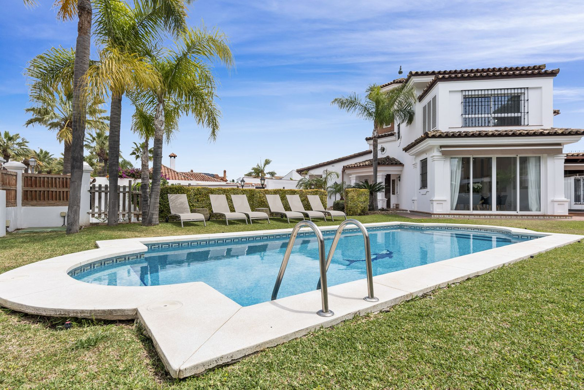 Chalet 5 habitaciones 510m² en venta - Marbella