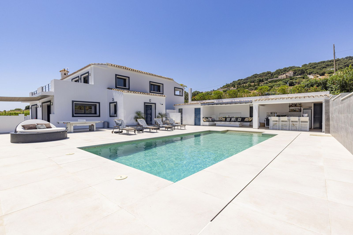 Chalet 4 habitaciones 455m² en venta - Costa Del Sol