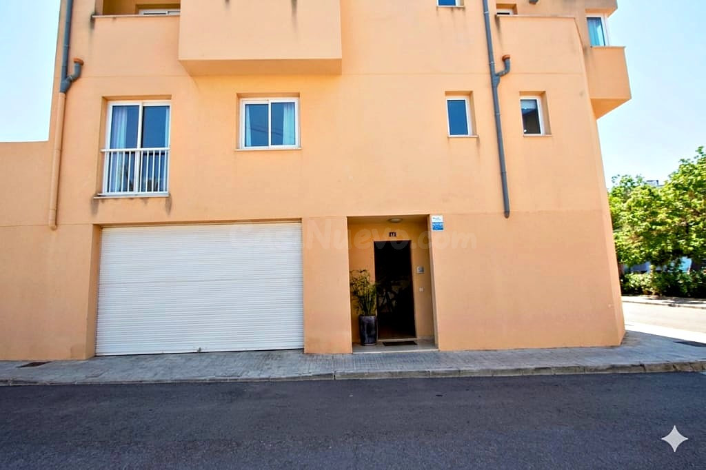Casa de pueblo en Venta en Manacor Baleares - foto 2