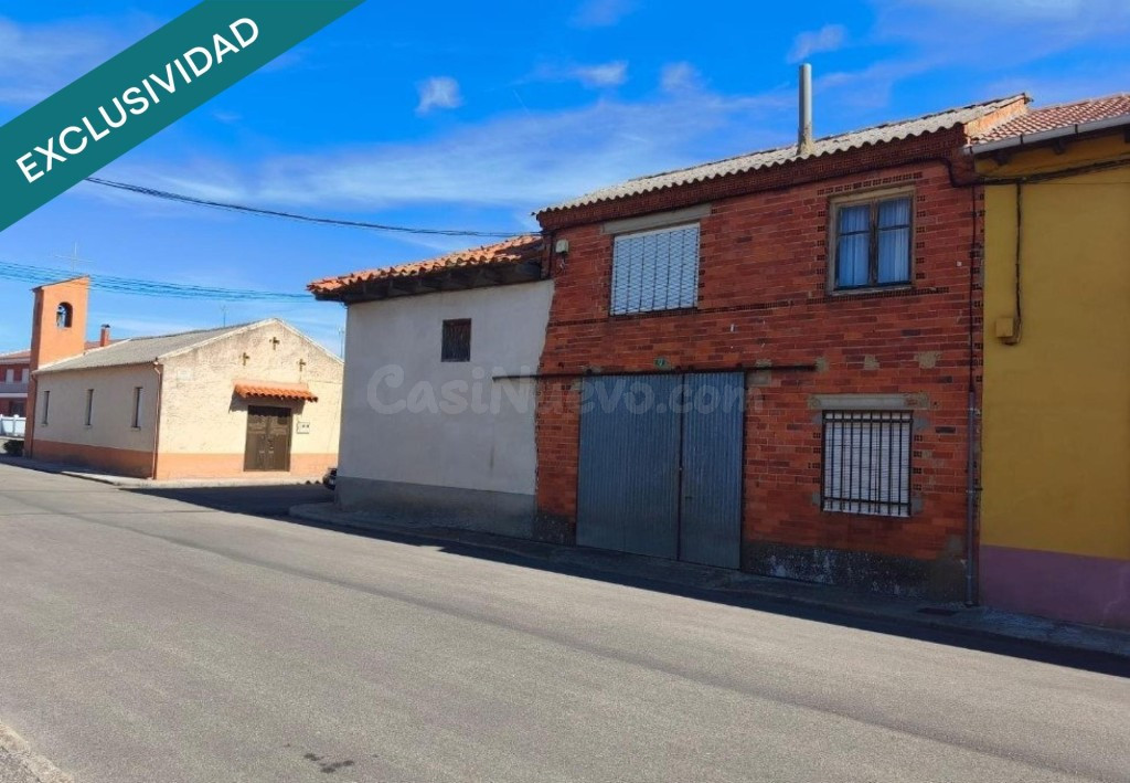 OCASIÓN EN PALAZUELO DE ÓRBIGO. CÉNTRICA CASA DE PUEBLO - foto 4