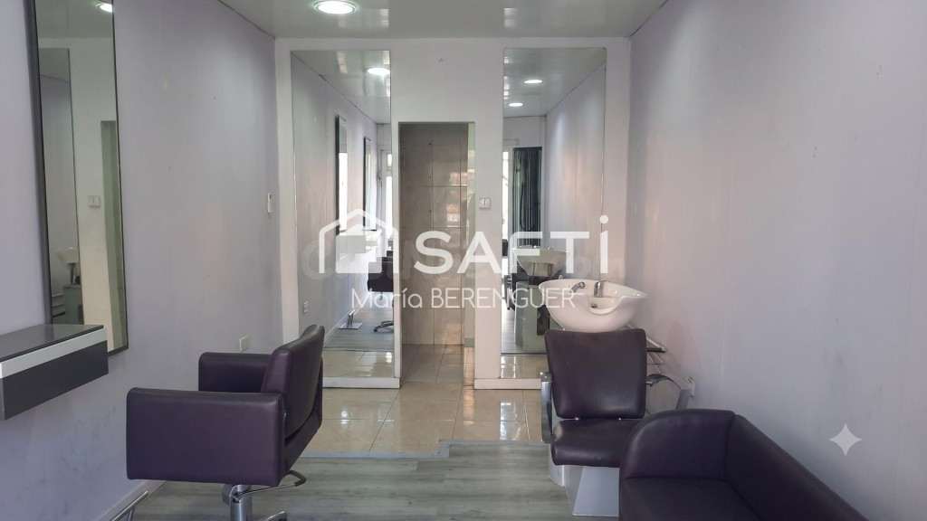 Local ideal para peluquería, barbería, uñas o estética en Mollet.