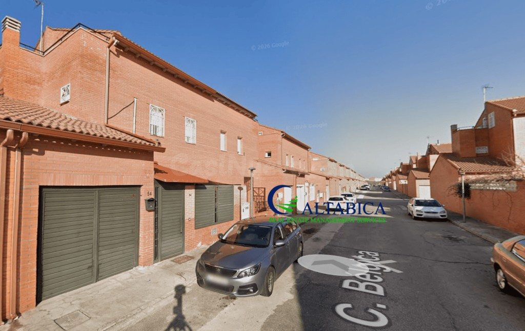 Casa-Chalet en Venta en Chozas De Canales Toledo
