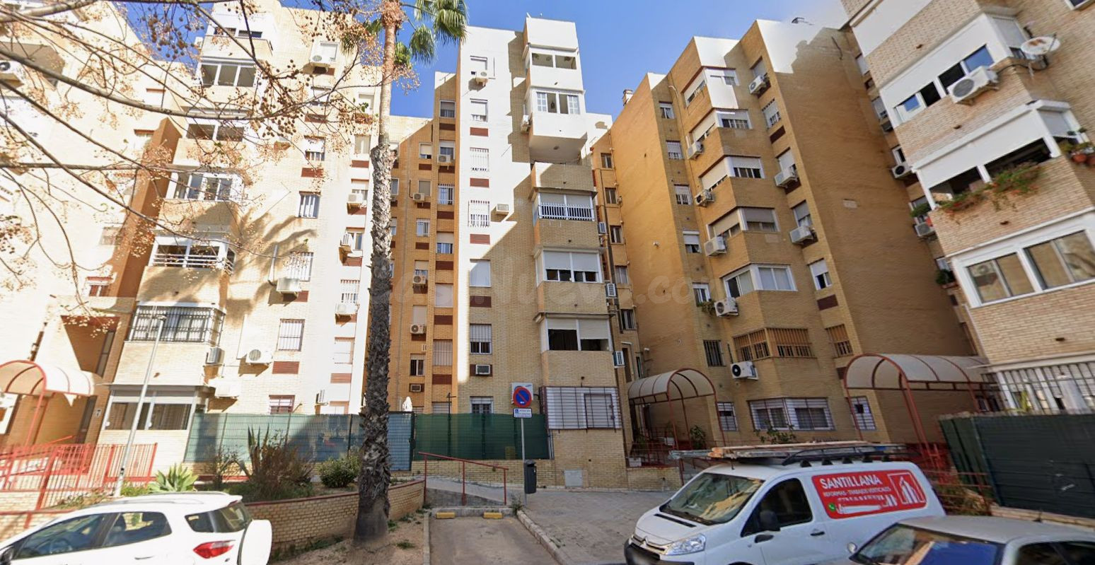 Venta piso en Carmona - foto 3