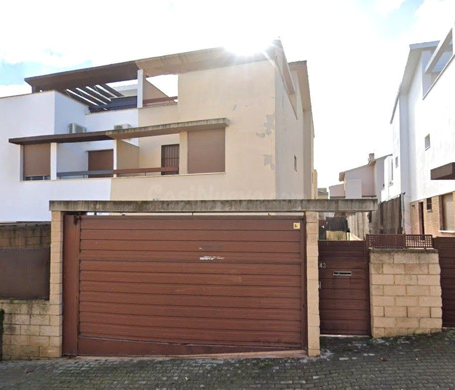 Venta casa en Guillena (Sevilla)