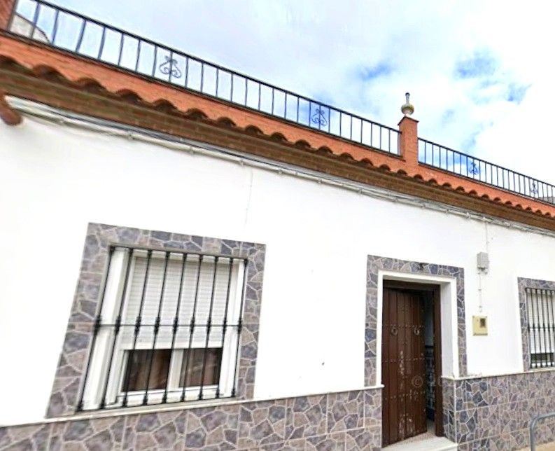 Venta casa en El Pedroso - foto 2
