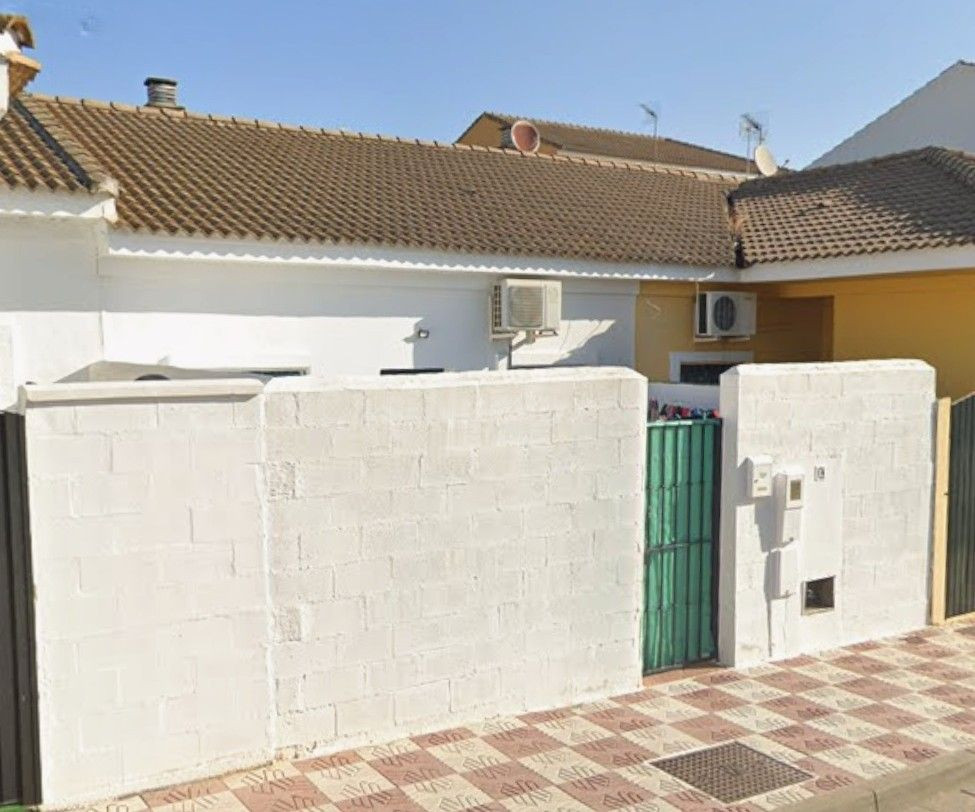 Venta casa en Burguillos (Sevilla)